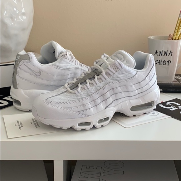 NWT Nike Air Max 95 essential white - Picture 2 of 8